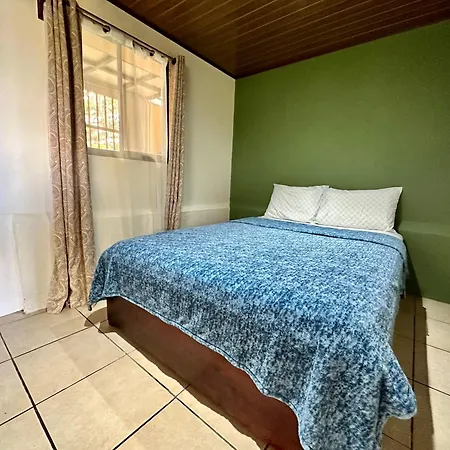 Almendros Eco-Villas La Fortuna Exterior photo