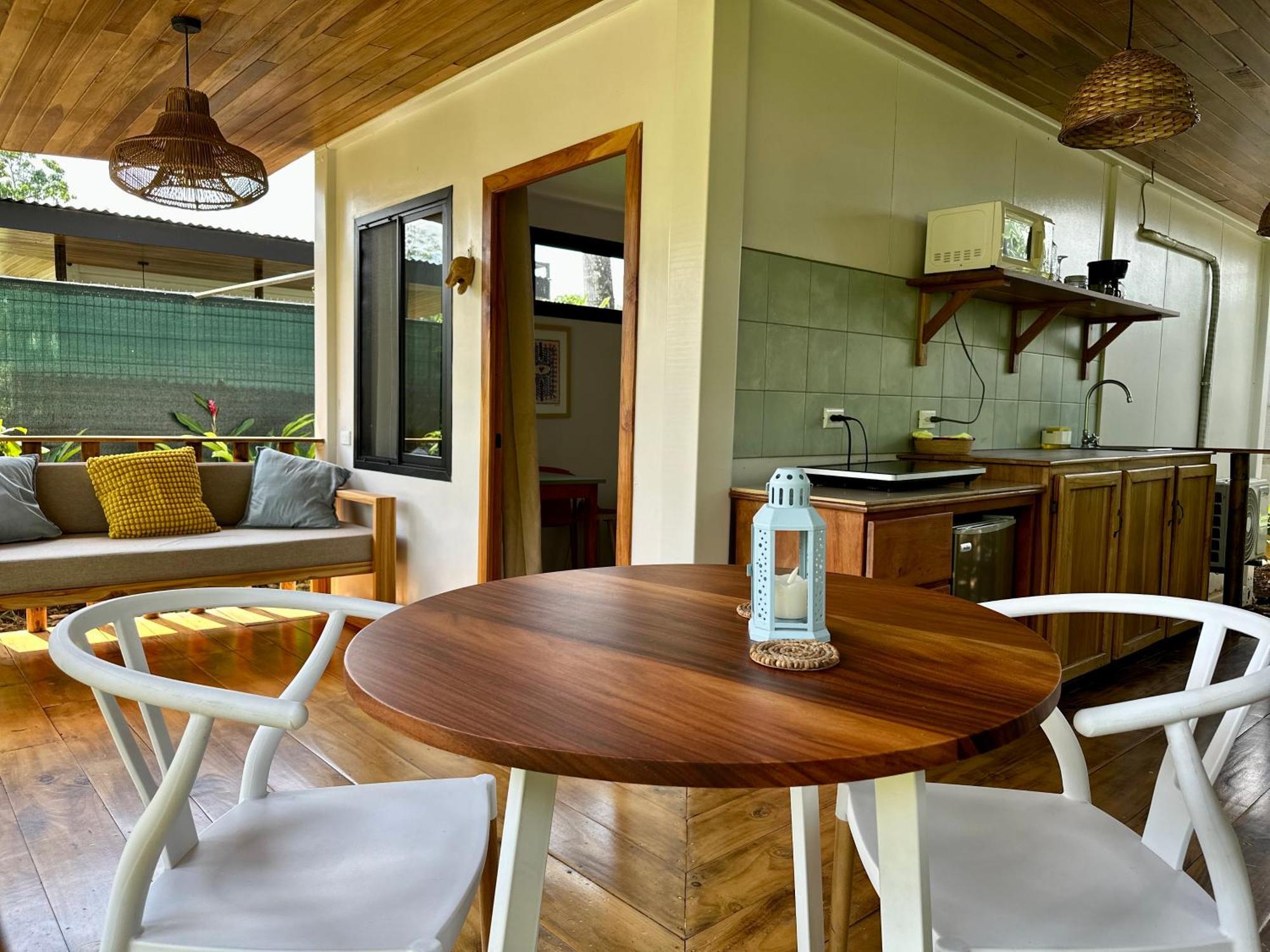 Almendros Eco-villas